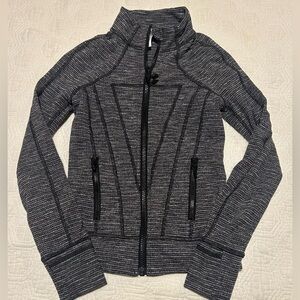 Ivivva Black Heathered Full-Zip Utility Jacket w/ Thumb Holes size 7